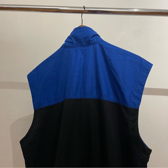 Nike Men's Royal Blue Windbreaker - Picture 9 of 9